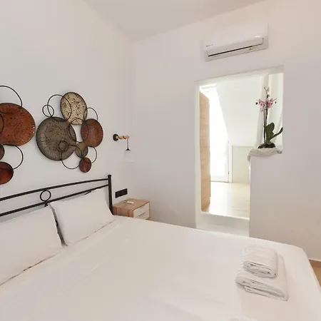 Kamelia * Tagoo (Mykonos)